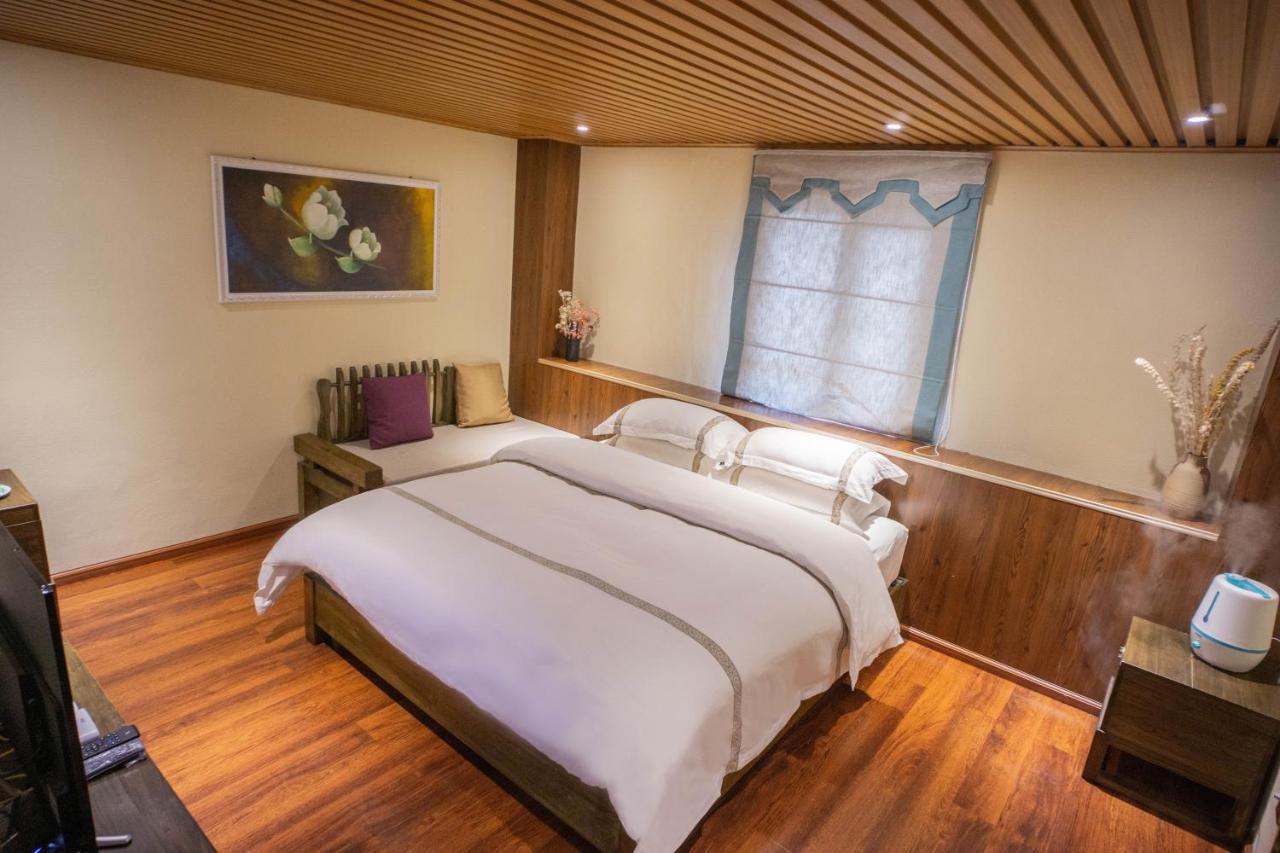 Blossom Dynasty Inn Shangri-La Eksteriør bilde
